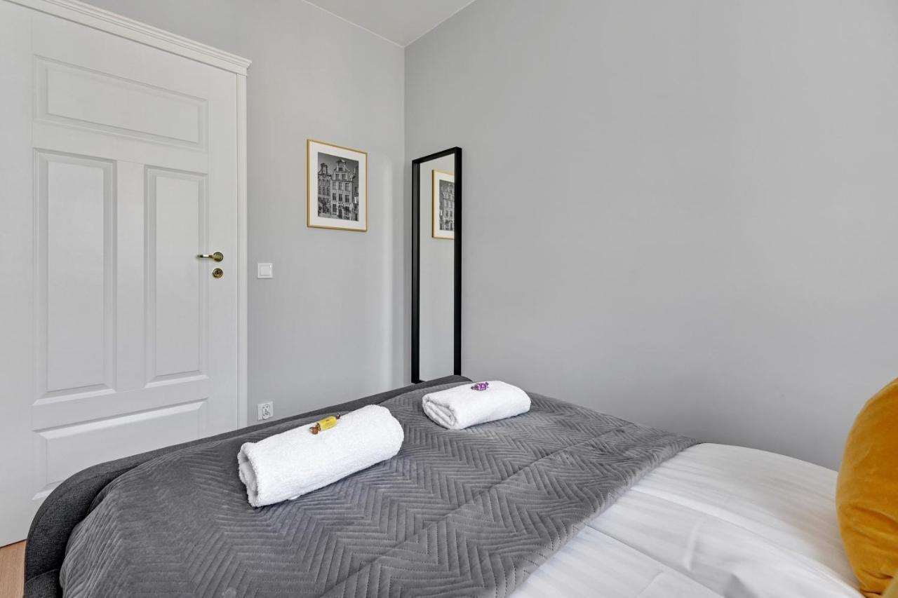 The Golden Lions Ogarna Apartment Gdansk Bagian luar foto